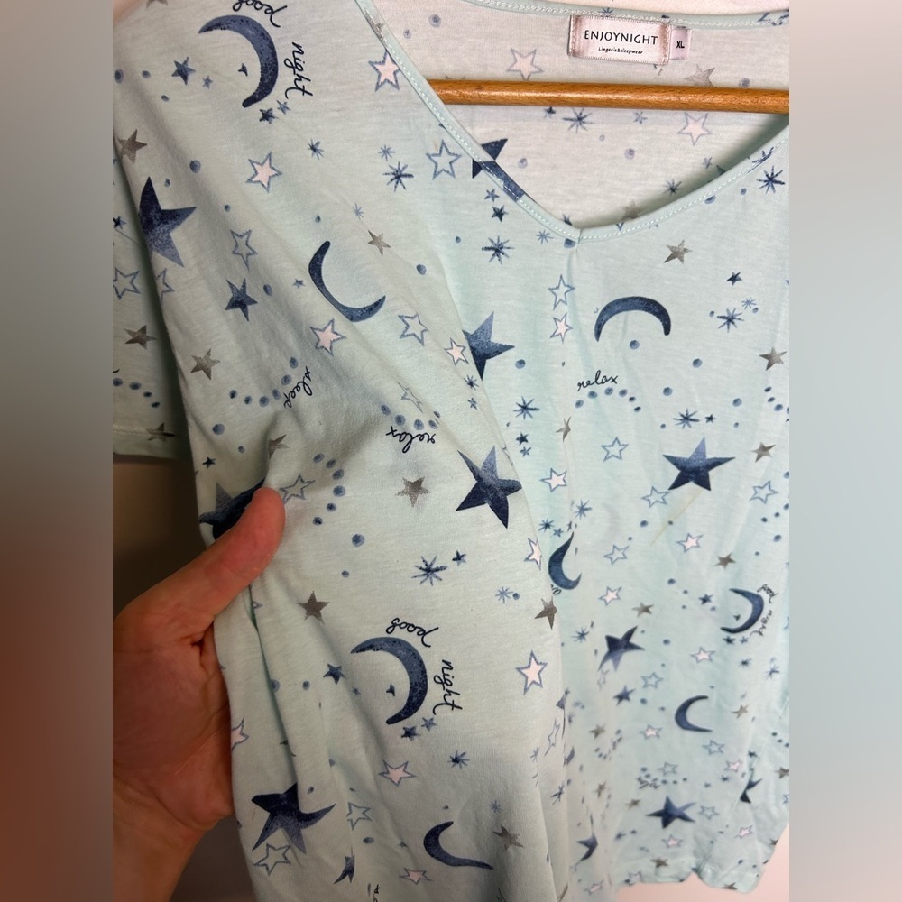 Enjoynight pajama Top Blue Star and Moon Novelty Print Size XL Blue comfortable - Picture 5 of 14